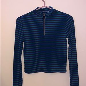 Stripped long sleeve top